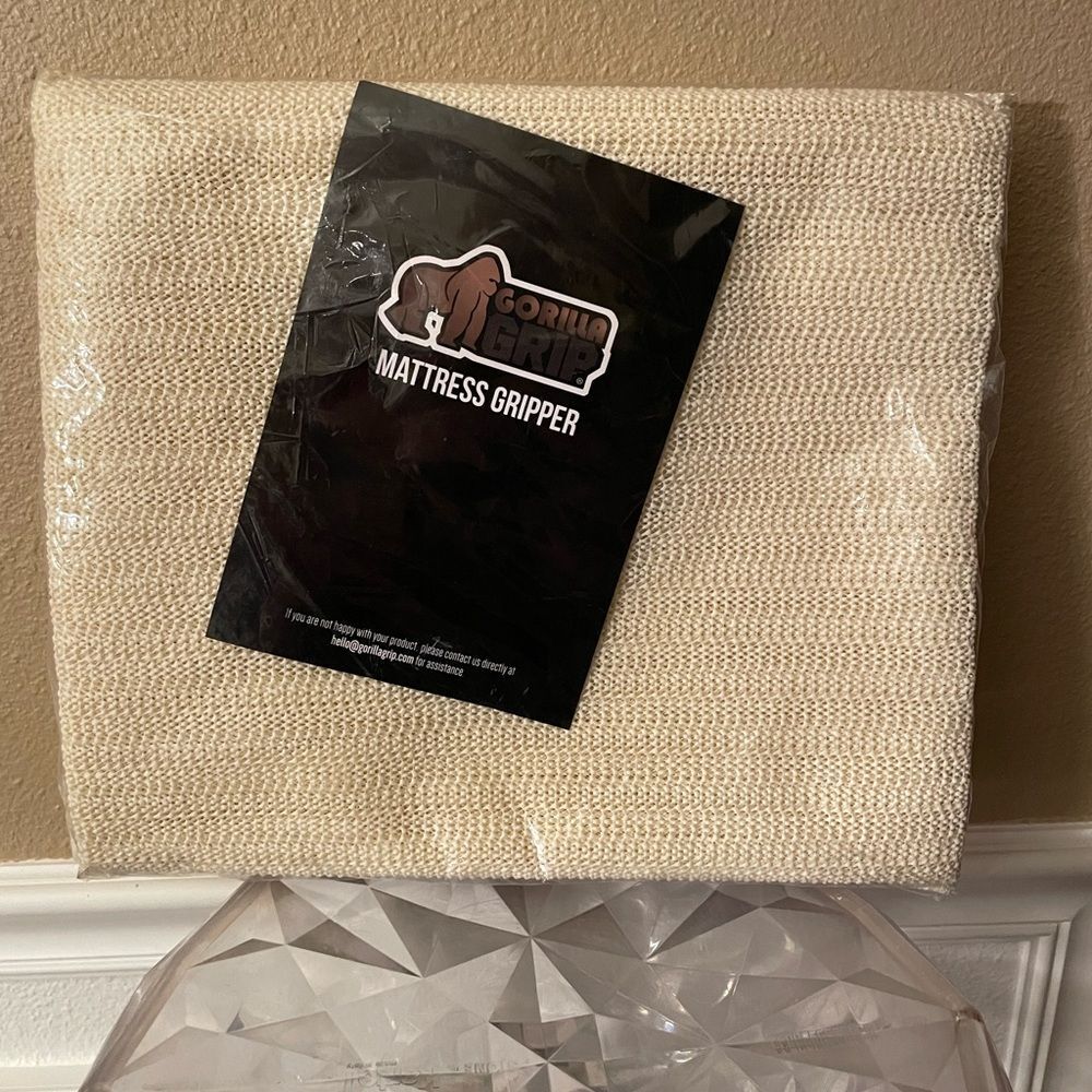 Gorilla Grip Mattress Gripper in Cream